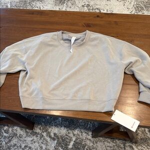 Lululemon NWT Women's Classic Perfectly Oversized Crop Crew Softstreme Sweater